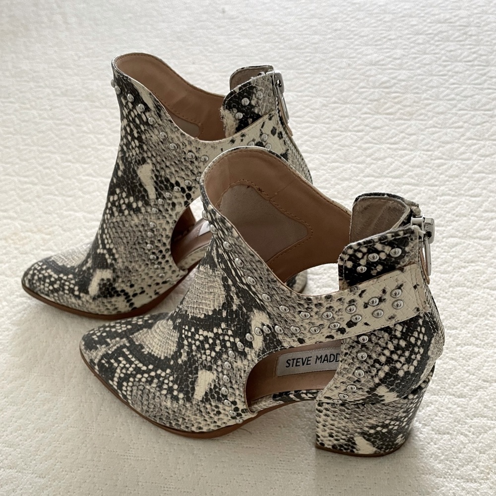 Snakeskin cutout booties